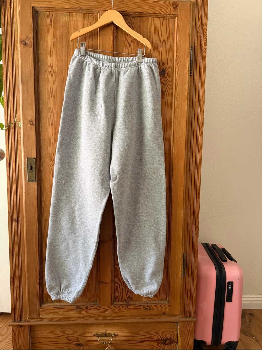 SKIMS Gray Cozy Fleece Sweatpants joggers